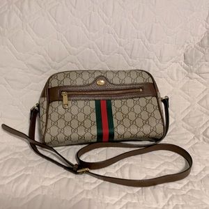Gucci Sherry Cross Body Shoulder Bag  (knock off)